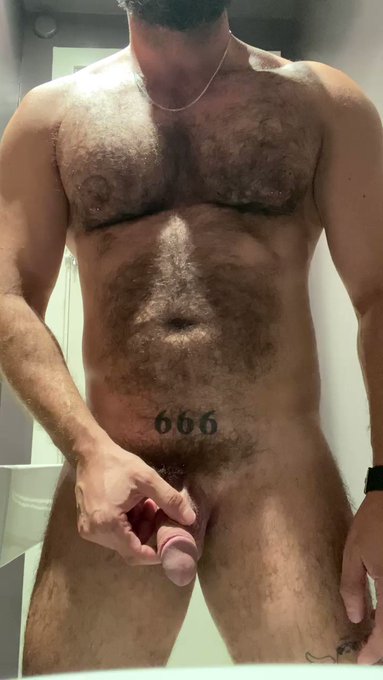 HOY ME LEVANTE CON GANAS DE MEAR A ALGUIEN ???? https://t.co/yKzylSF6fo