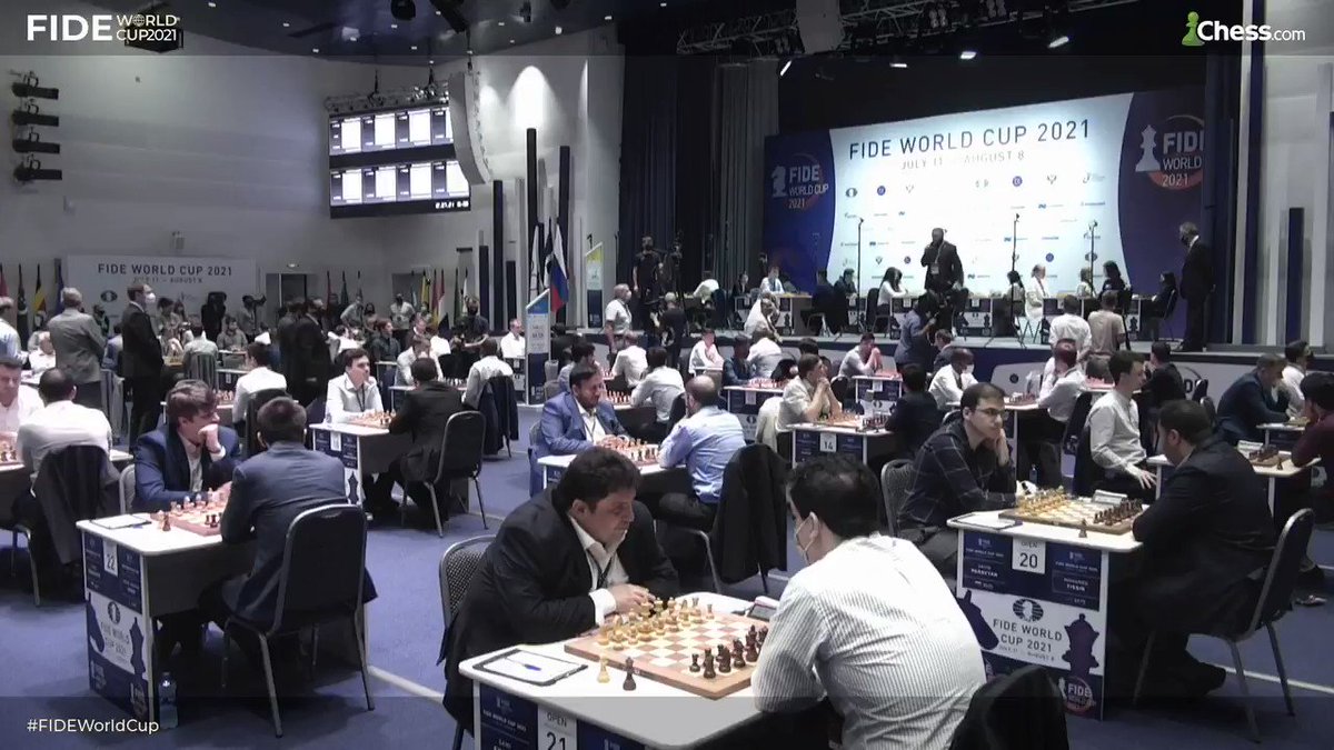 RT @ChesscomNews: And we have lift-off!

#FIDEWorldCup 
https://t.co/PuQiefNViw https://t.co/tn1jfbS162