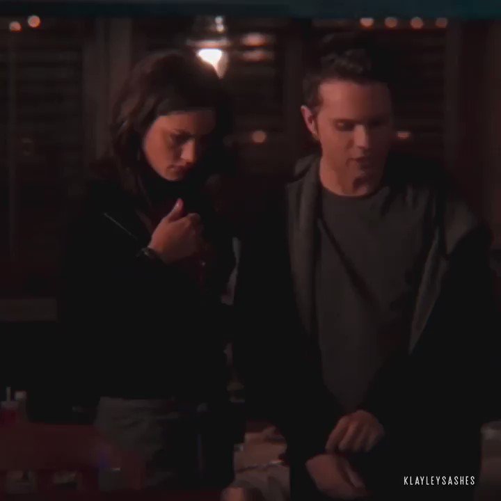 It s my favorite swiftie s birthday!! happy birthday phoebe tonkin 