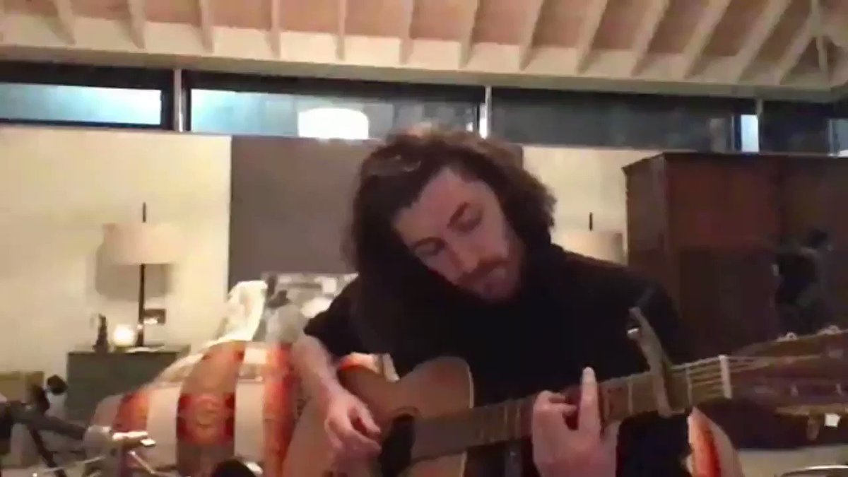 RT @hoziersvocalss: Hozier covering Ain't No Sunshine by Bill Withers https://t.co/r7jfWQXlfk