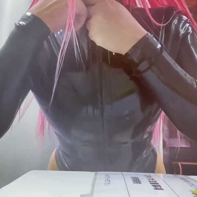コスプレイヤーあいあむあいむのTwitterエロ動画9