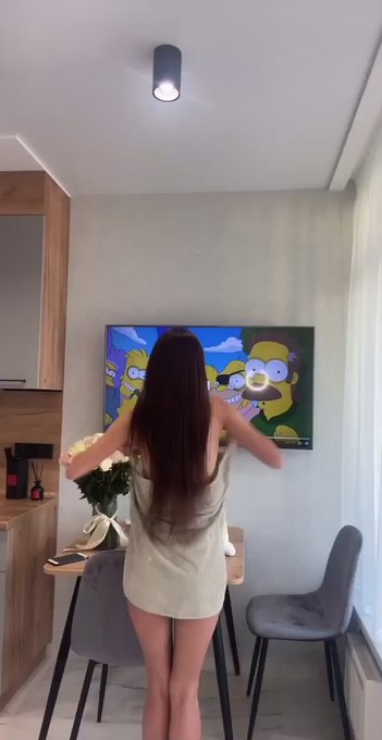 I hope Simpsons loved the view lol 😂  If you want to see what they saw - subscribe on my Onlyfans 🥰 https://t<a href="/tag/girl"class="tags"><span>#girl</span></a><a href="/tag/onlyfans"class="tags"><span>#onlyfans</span></a>