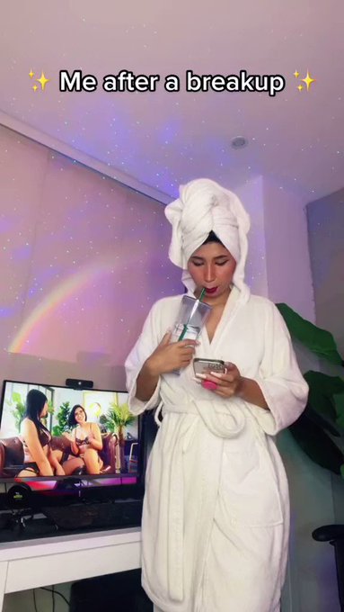 RT y hago una version nude // LIKE y lo subo a Pornhub // COMENTA que Tiktoks hacemos sin censura para