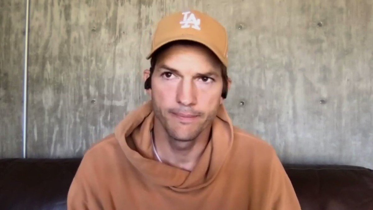 Ashton Kutcher explains how China can use social media control to spread propaganda across the globe and defeat the US at sea https://t.co/a5P2M5Rgvm