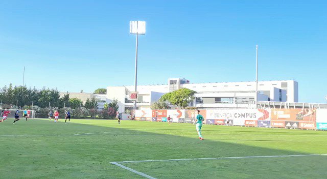 #SLBUDA | 1-0 | ⏱ 29' Gonçalo Ramos com grande oportunidade para aumentar vantagem!