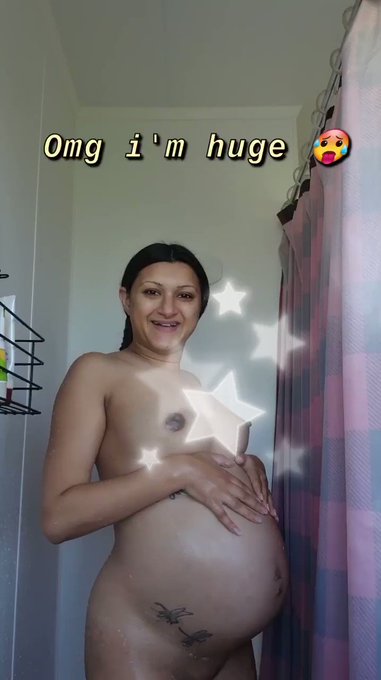 Omg, I'm HUGE. WHAT?!!!  #36weekspregnant #9monthspregnant #pregnantindiangirl https://t.co/prCv09Su<a href="/tag/36weekspregnant"class="tags">#36weekspregnant</a><a href="/tag/9monthspregnant"class="tags">#9monthspregnant</a><a href="/tag/pregnantindiangirl"class="tags"><span>#pregnantindiangirl</span></a>