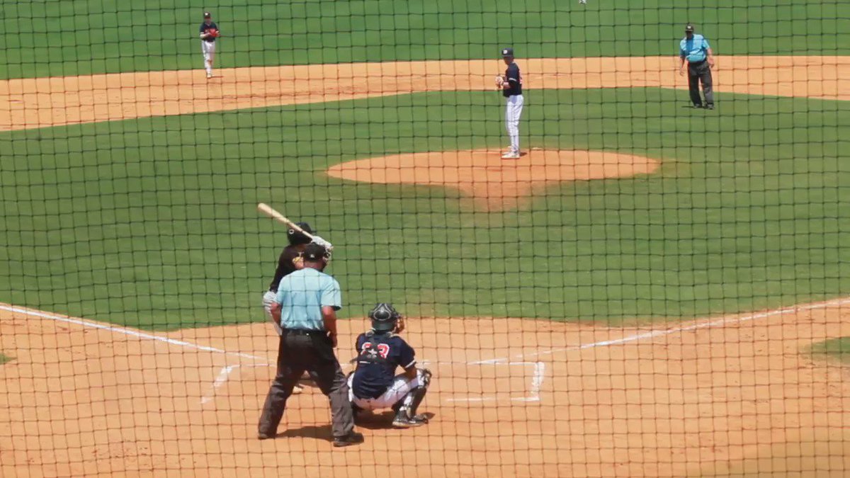 Dynamic Baseball on Twitter "2022 CanesSouth INF Will Jackson with a heads up play to break