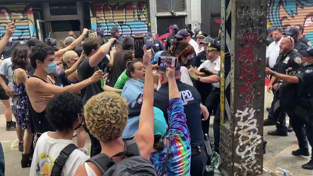 Twitter deleted my video of the NYPD attacking activists today at 1083 Broadway in Brooklyn. Here it is again. https://t.co/MRO6zJpFk4
