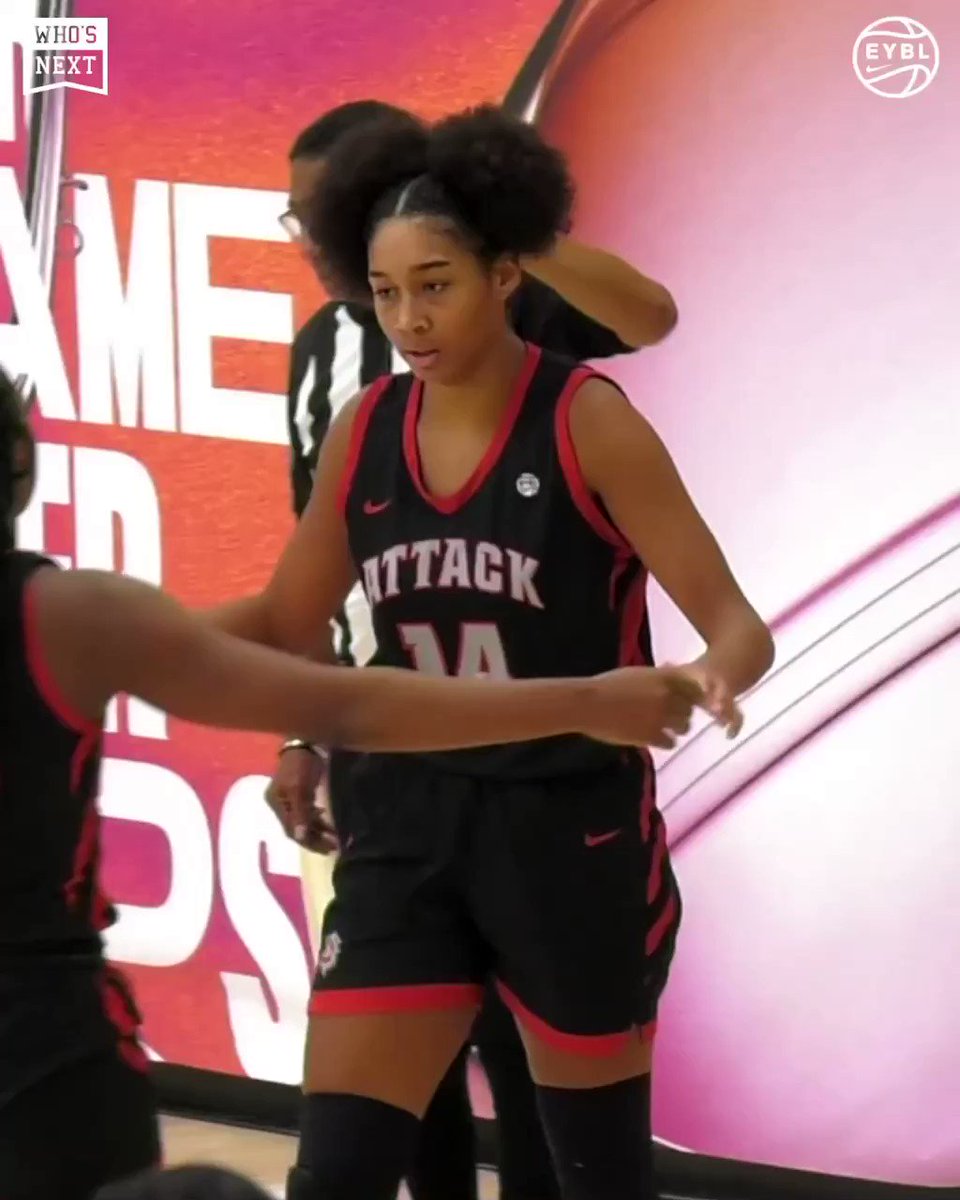 Iowa commits Hannah Stuelke, Jada Gyamfi, and Taylor McCabe led Iowa Attack in a huge win and are heading to the Peach Jam Championship! 🍑🏆 @AllIowaAttack https://t.co/hKURdlz9iQ