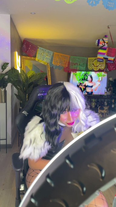 Live now!! ? https://t.co/BknyoUP6nj https://t.co/axaxcU8xhP