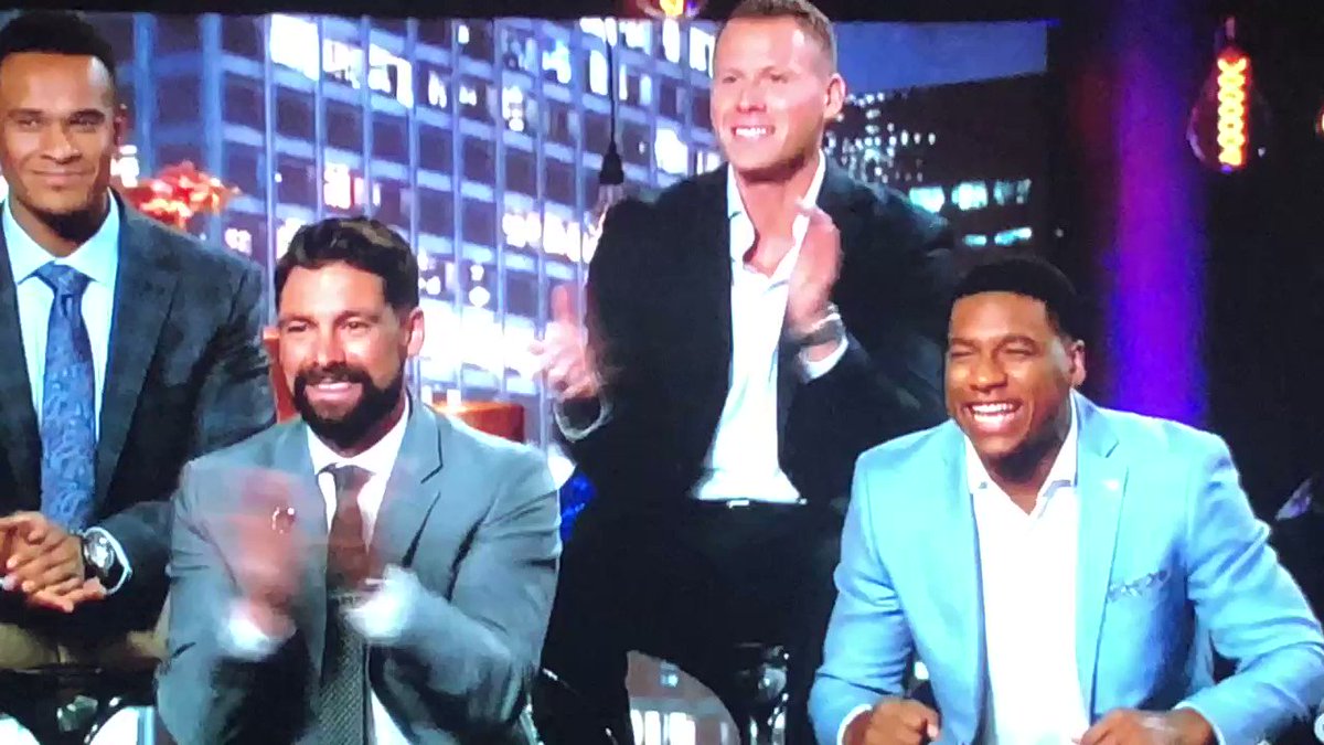 @Bond_Math's photo on #TheBachelorette