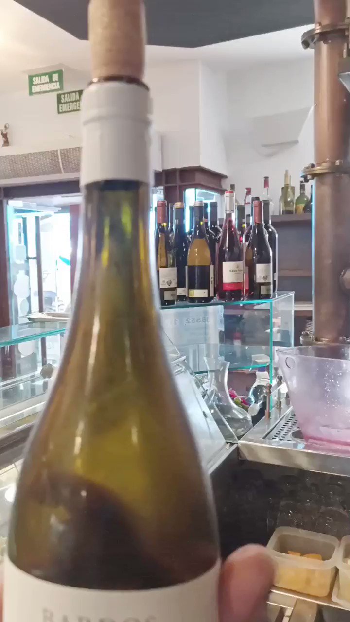 Grupo Aurrera On Twitter Siempre Dudo Entre Un Vinito Blanco O Tinto 