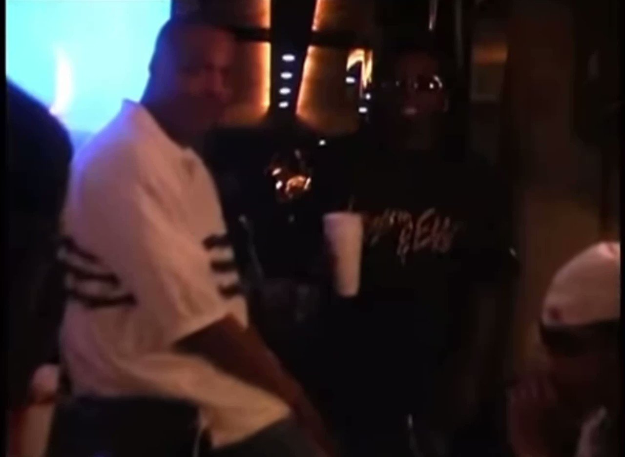 Lil Wayne & Mack Maine freestyling. Happy Birthday Mack!   