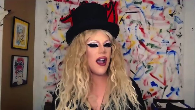 him: you a deepthroat queen?  me: https://t.co/MvFME0sY9t