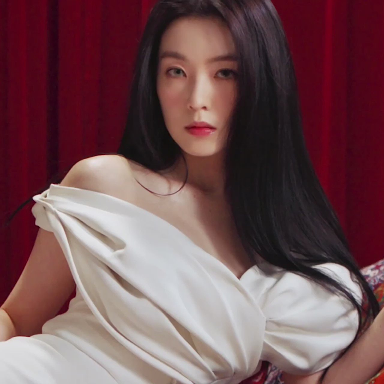 🍕 on Twitter "IRENE kitty kat https//t.co/tfAozQmZnn" / Twitter