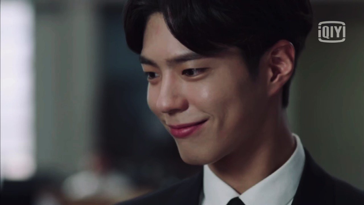 s🌷 on X: To anyone thinking that Park Bo Gum is just another Korean actor  popular for his “pretty face”, then let this less than 30 sec clip prove  you otherwise. Park