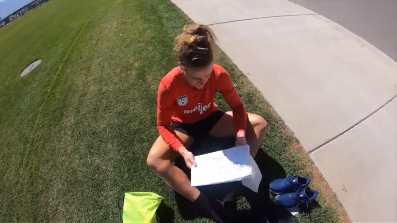 Jess Martin I Feel Like The Only Compliment Alyssanaeher Will Receive With A Smile Is Yuki Ogimi Calling Her A Badass T Co Nq6le7kdxf Twitter