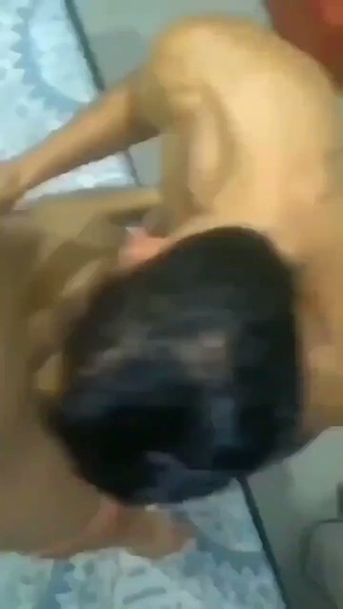Surubinha gostosa dos maloka ?? Bom demais meter e mamar ao mesmo tempo ??. RT se vc curte uma putaria
