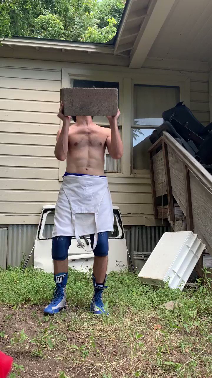 LuigiPrimo on Twitter "Making a good pizza EVERY A DAY, I'm a Luigi