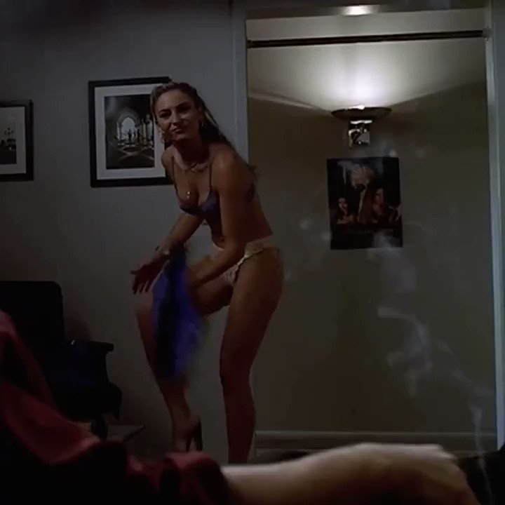cuntmelasoprano on X: "adriana la cerva the sopranos hot jersey girl with  ibs boobs fancam photo montage to endorse these strippers by nicki minaj 😕  https://t.co/gpAQrFJ1BA" / X