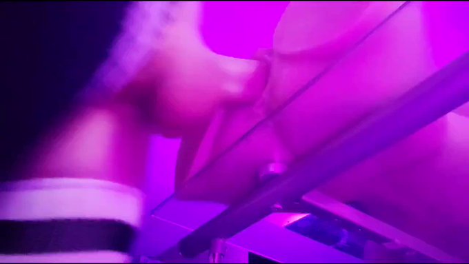 dripping wet pp 💦 https://t.co/B3OG7ghuKn