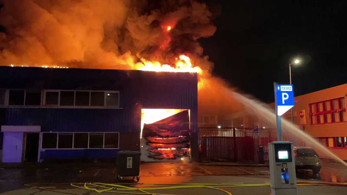 Melding grote brand Turbinestraat Amsterdam