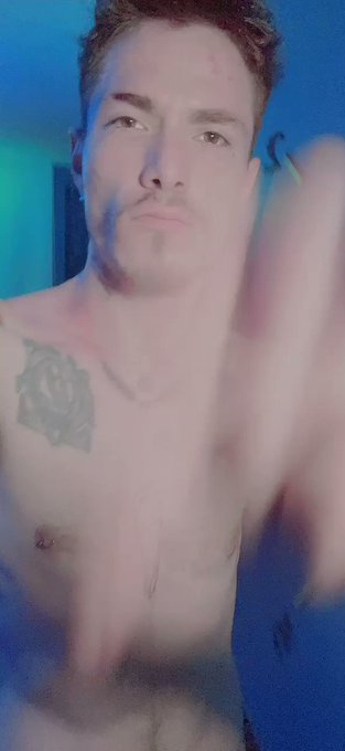Flaco, Vergón y Loco. ??
Si soy… https://t.co/q9QVfTHh8v