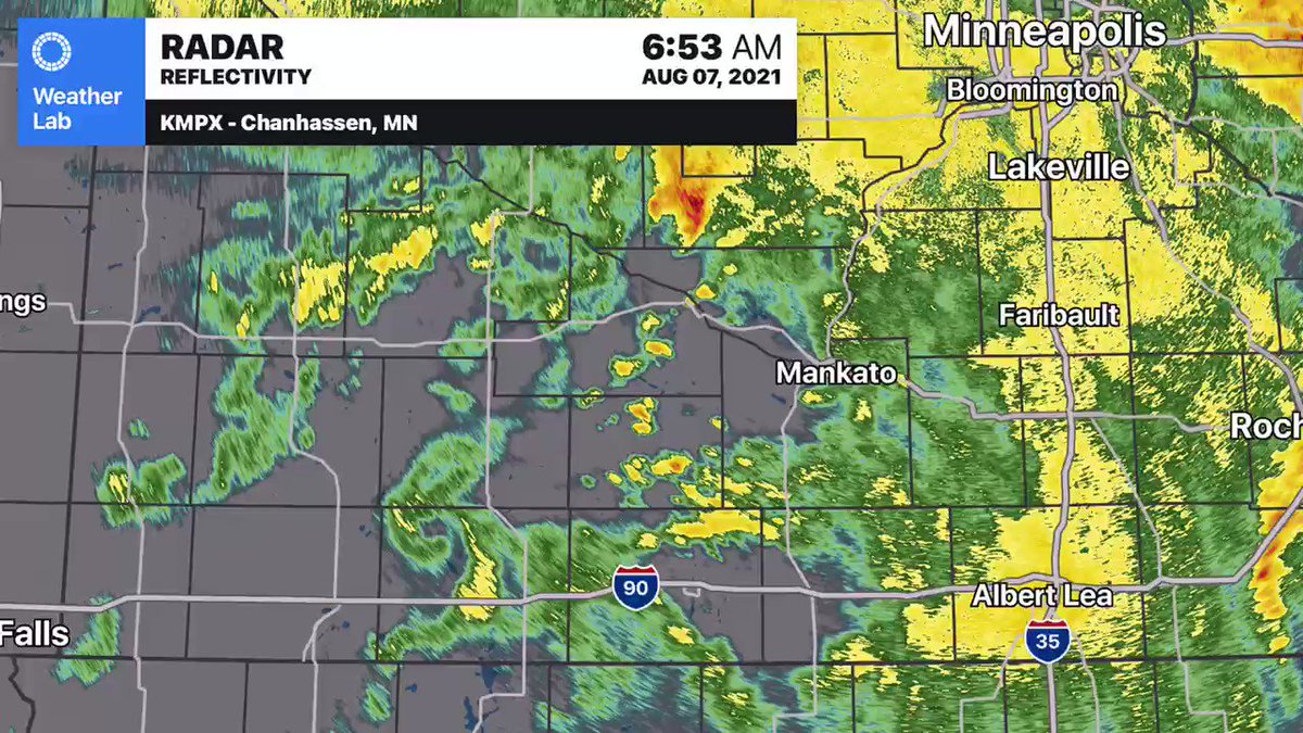 RT @mark_tarello: 7:51 AM RADAR: Showers and storms this morning in southern Minnesota. #MNwx https://t.co/IawZ40O106