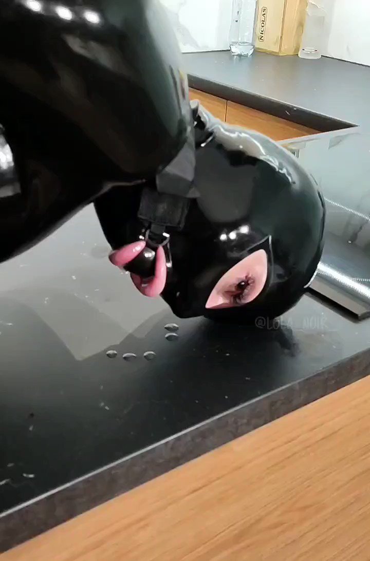 Play video: Preview of: LolaNoir New video from last night available on my slut page