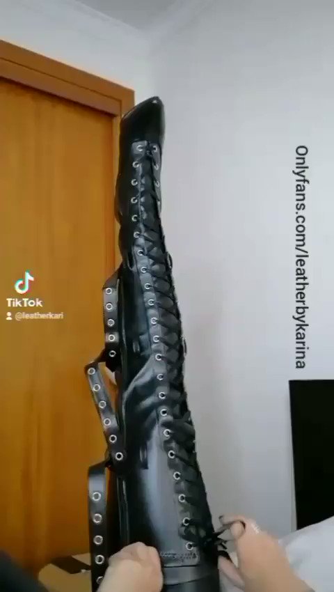 Play video: Preview of: Leatherbykarina Do you follow my on TTok