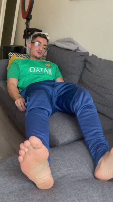 RT if you’d date me ? 
https://t.co/ouWnQpxASG https://t.co/3uivxu4dx1