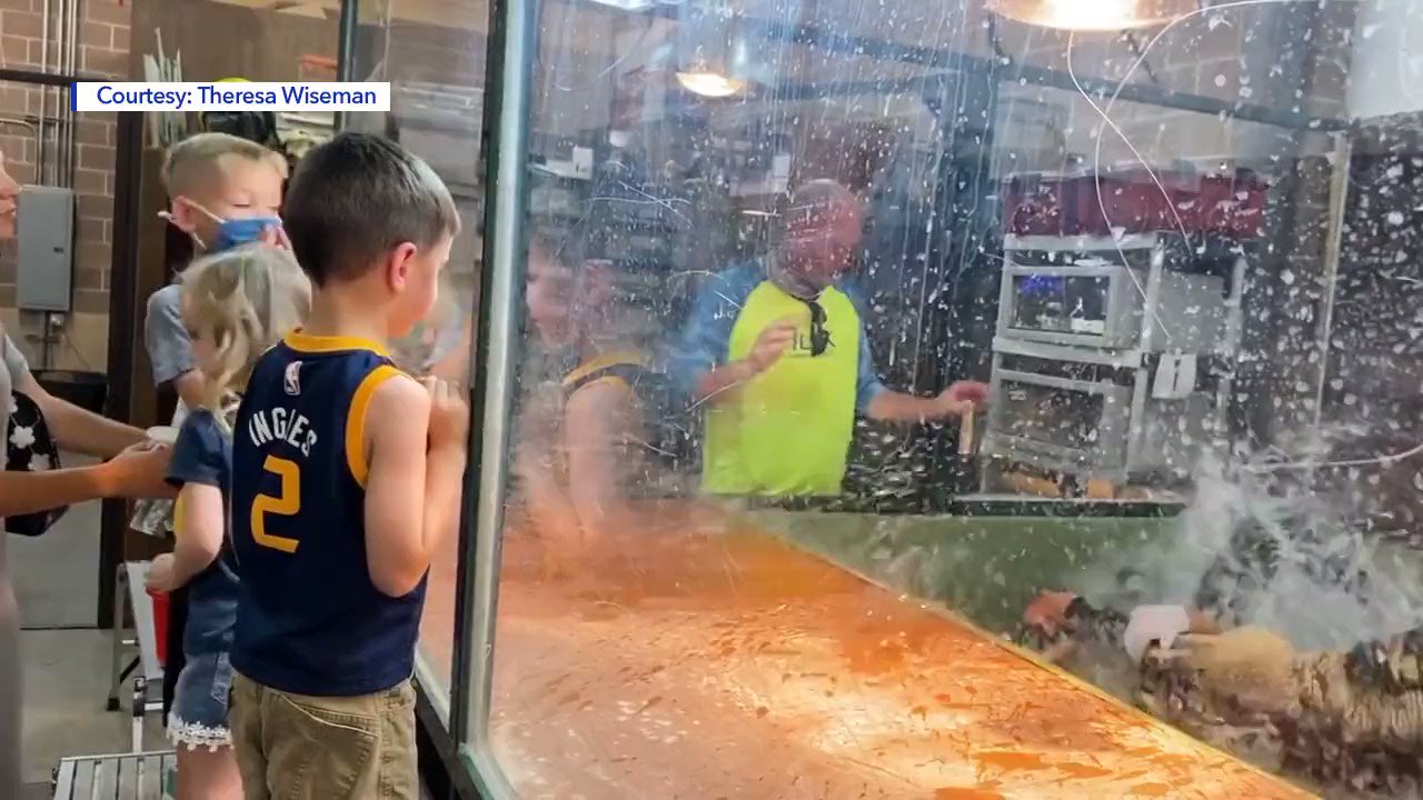 Somos Utah on Twitter "16Ago Un manejador de Scales and Tails Utah es