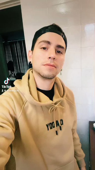 Hola CDMX a quien más le ha pasado ??? https://t.co/iHz58aw07y