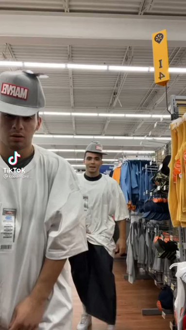 I just need one friend .. https://t.co/jlllC0xW9c