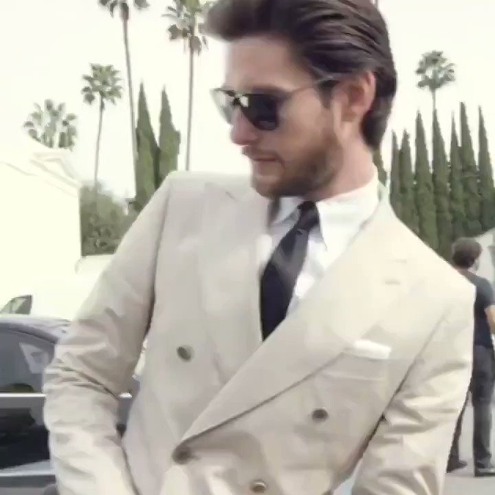 Happy birthday to ben barnes
may i forever be obsessed with you  