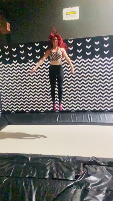 It’s my birthday!!! ♥️♠️ https://t.co/QNj0Ra7KIC