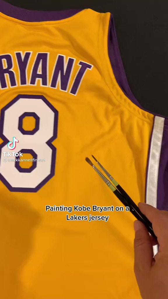 Kobe Bryant would\ve turned 43 years-old today. Happy Birthday to one of the greatest to ever do it!    