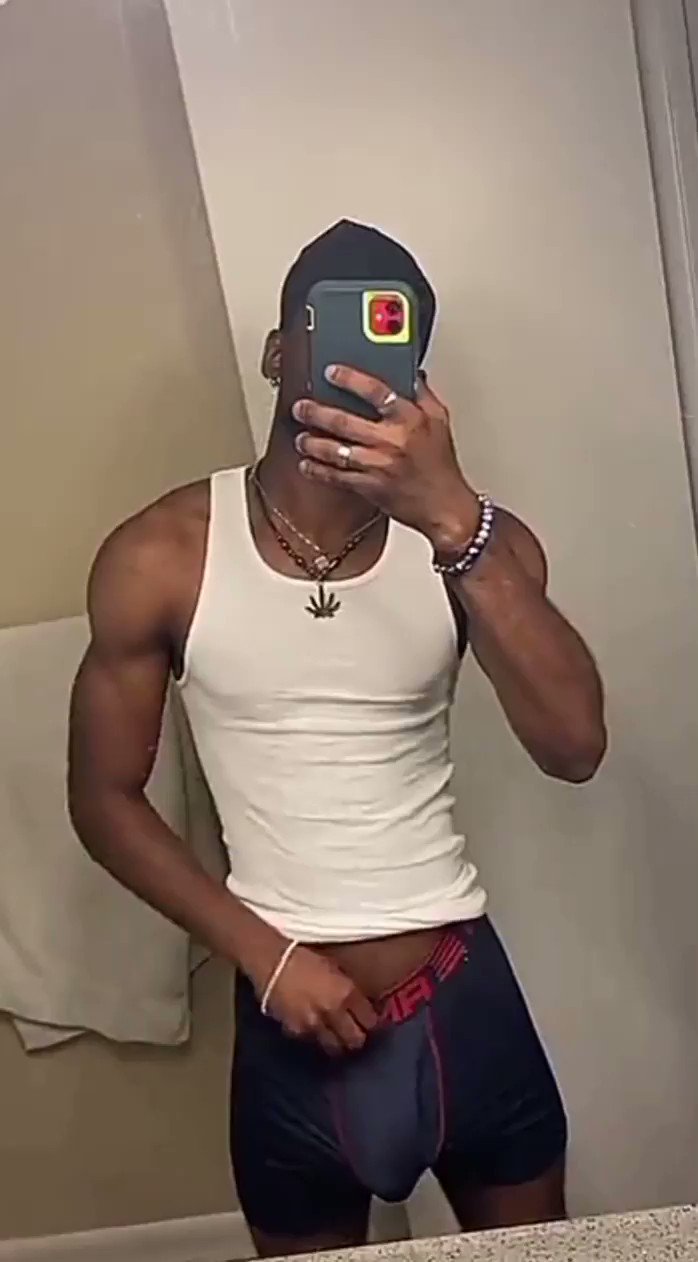 BIG LONG BLACK DICK on X: I need my dick to be disrespectfully  sucked!!!!!! t.coxqxG3jiWEE  X