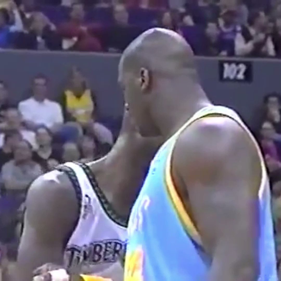 Timeless Sports on X: (2002) Kobe rocking the headband and retro MPLS  jersey. A RARE sight. #FBF 🔥  / X