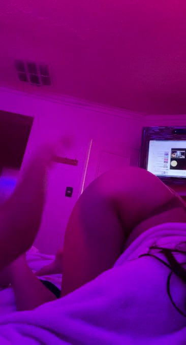 Adivinen quien se lo come🤤? https://t.co/8a7T36Nbr3