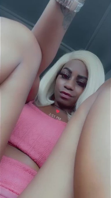 Official Chloe Collins’s pics and videos