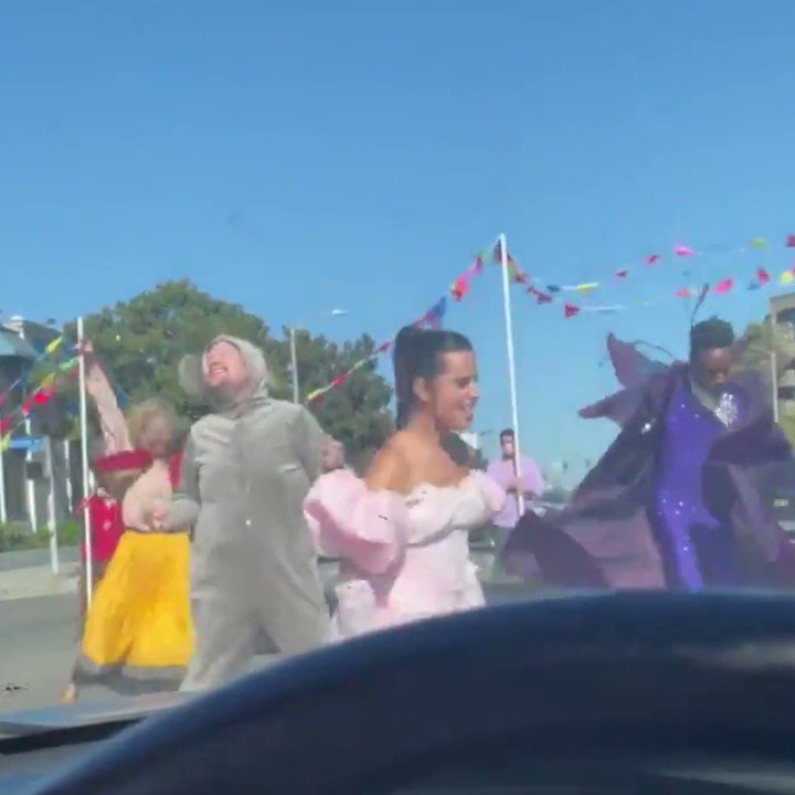 Yucky Duster (yuckyduster) / Twitter