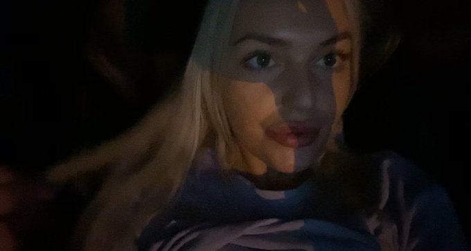 I love being a slut in the passenger seat 👅👅 https://t.co/Sf6SP8IMcd