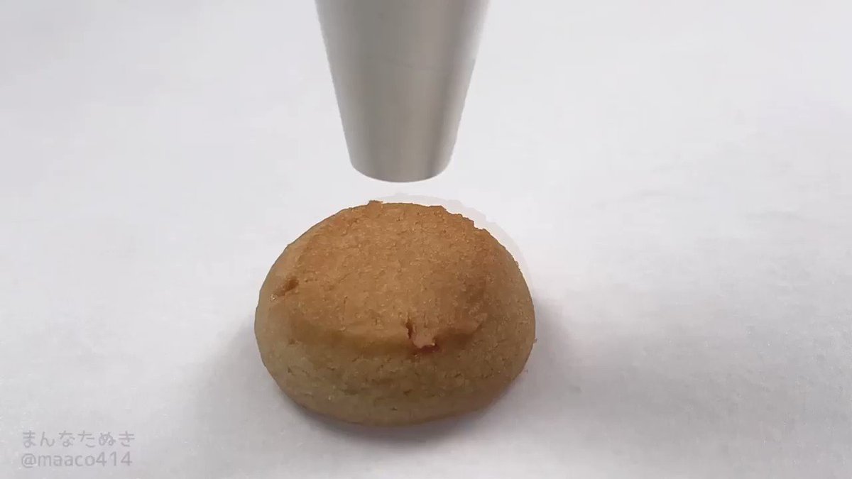 可愛すぎて食べられない？メイちゃんとトトロたちのメレンゲクッキー！