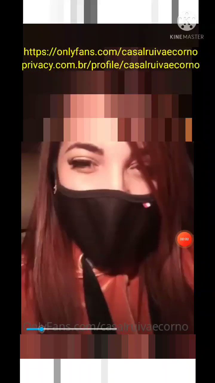 Casal ruiva e corno