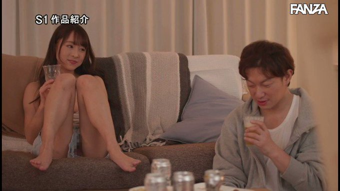 彼女が旅行で不在の3日間、Gカップ激かわのまひなちゃんとハメまくった最高の人生です

続きはコメント欄から🐓
https://t.co/JQskwwAeou