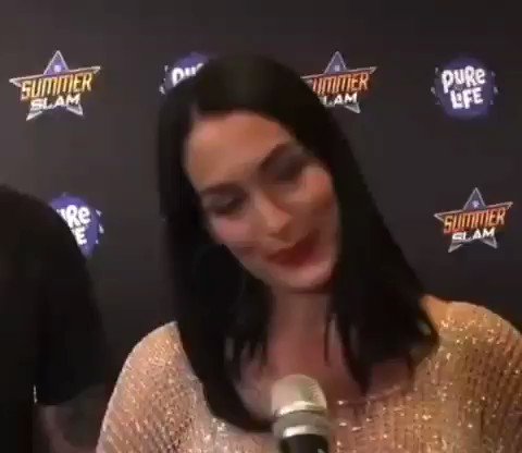 Interesting to see Nikki Bella being so openly critical of the Smackdown Woman Title match at Summerslam. https://t.co/uFerUZTGda