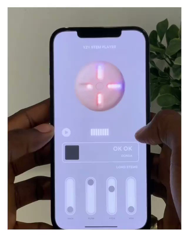 @KanyeMedia_'s video Tweet