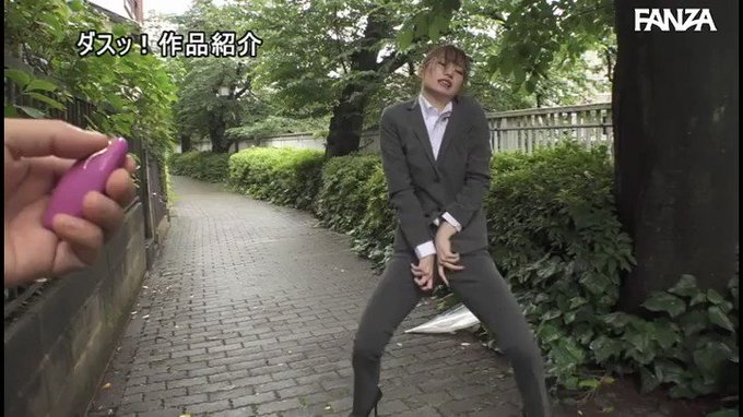 エグすぎる舐めしゃぶりビッチの下品性交

本編はリプ欄から 👇
https://t.co/UdYSX724S3