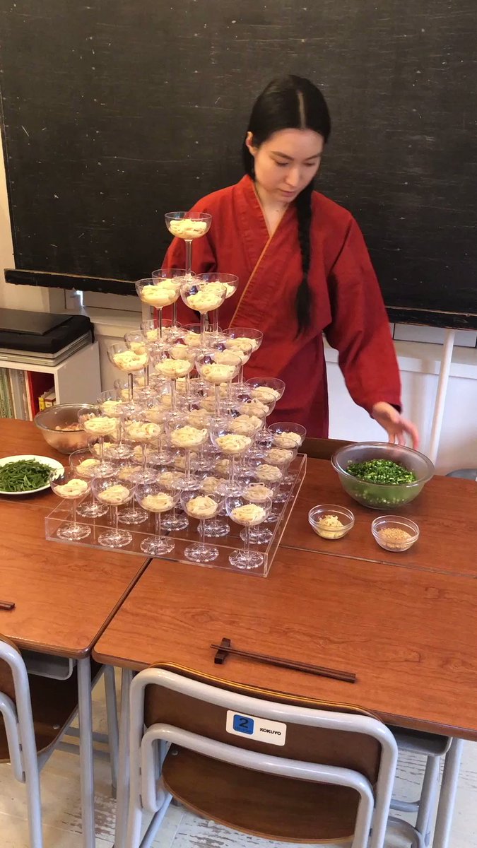 妻が「また暑くなってきたから、お昼はソーメンにしようか」と言ってきた。喜んだ私が見たソーメンとは？